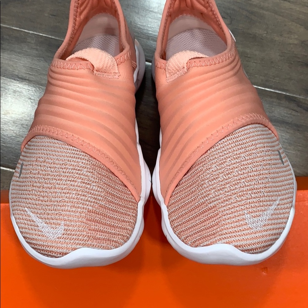 WMNS NIKE FREE RN FLYKNIT 3.0 Pink Quartz/White-Ec - Picture 14 of 16